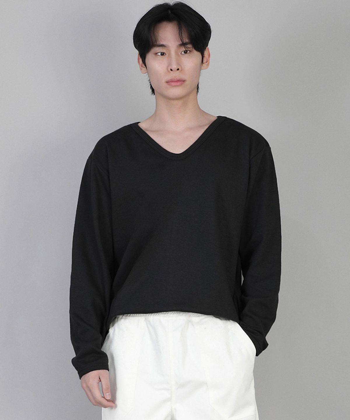 세인트크루(SAINTCREW) 무지 V넥 스웨트셔츠 RVS-874 블랙