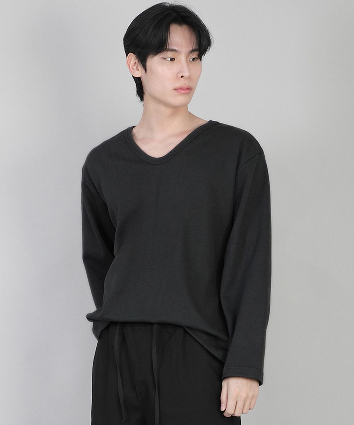 세인트크루(SAINTCREW) 무지 V넥 긴팔티 RVL-877 블랙