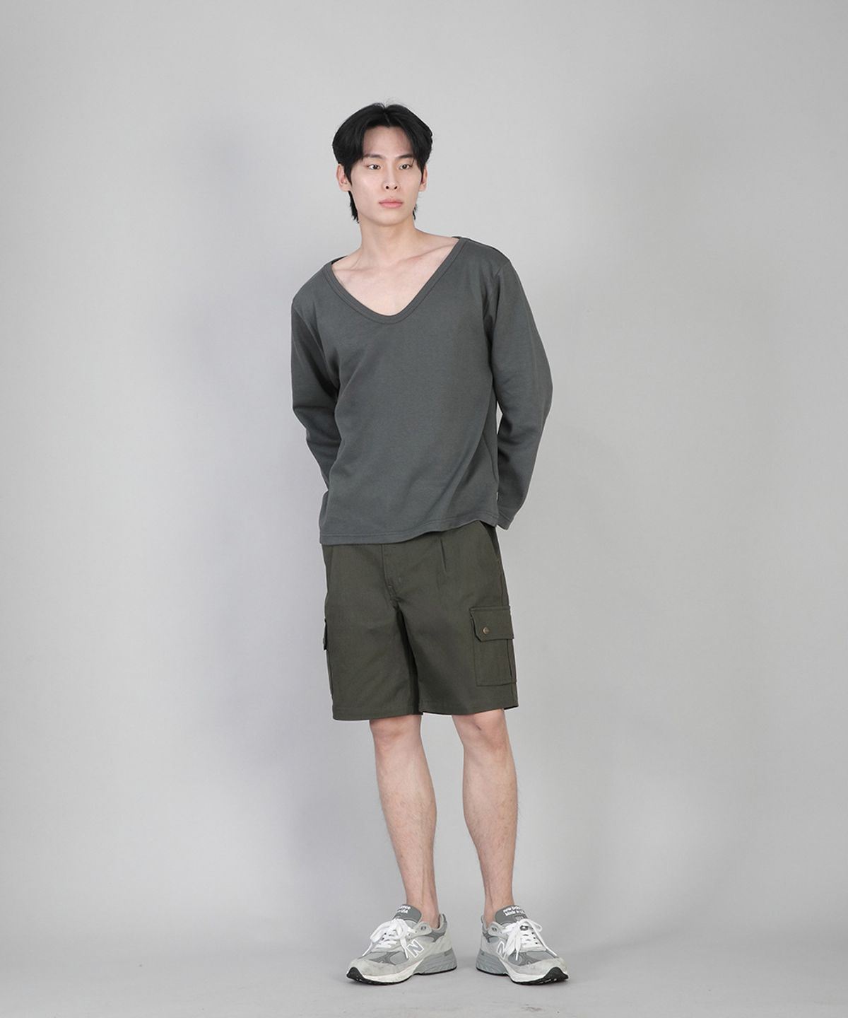 세인트크루(SAINTCREW) 무지 BIG V넥 긴팔티 BIGV-879 슬레이트 그레이