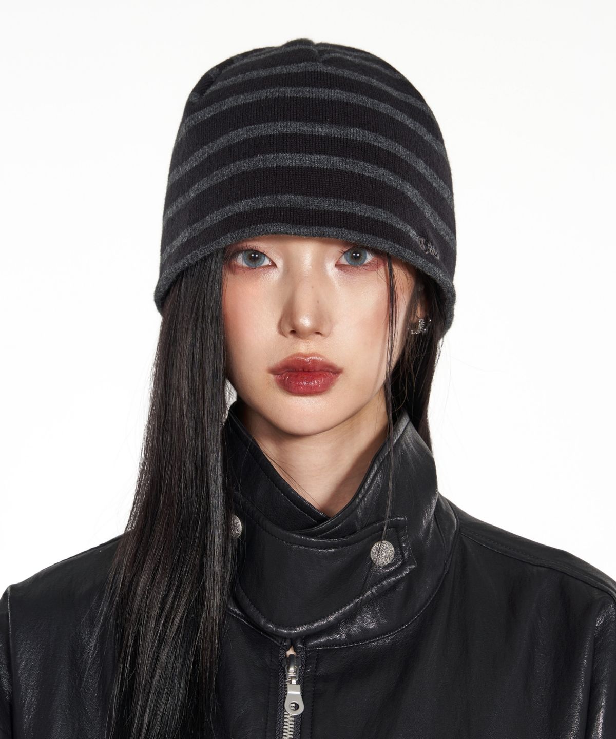 아이돈워너셀(IDWS) Cascade Maxi Beanie Black/Charcoal