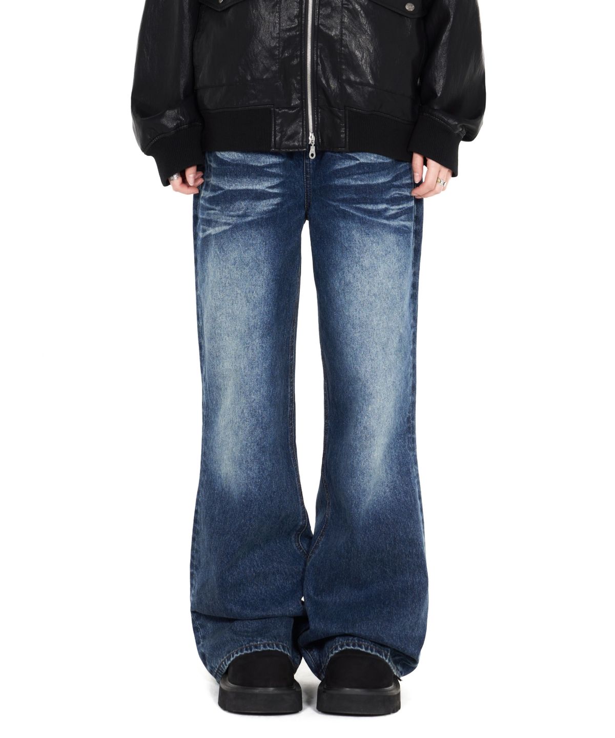 아이돈워너셀(IDWS) Motion Flare Denim Pants Indigo