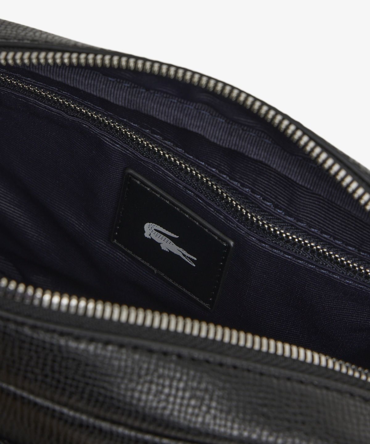 라코스테(LACOSTE) 남성 오시안 리포터백 NH5048O56G 000