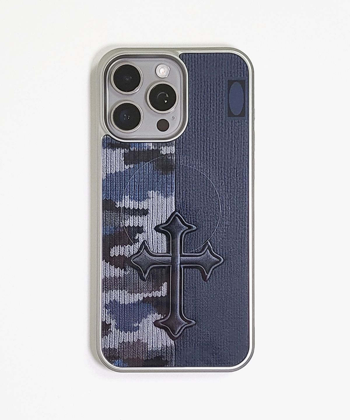 메모리즈바운더리(MEMORIESBOUNDARY) AETERNA Boundary Ritual Cross Knit Case Nocturnal Grey (SV_Epoxy/MagSafe Glass)
