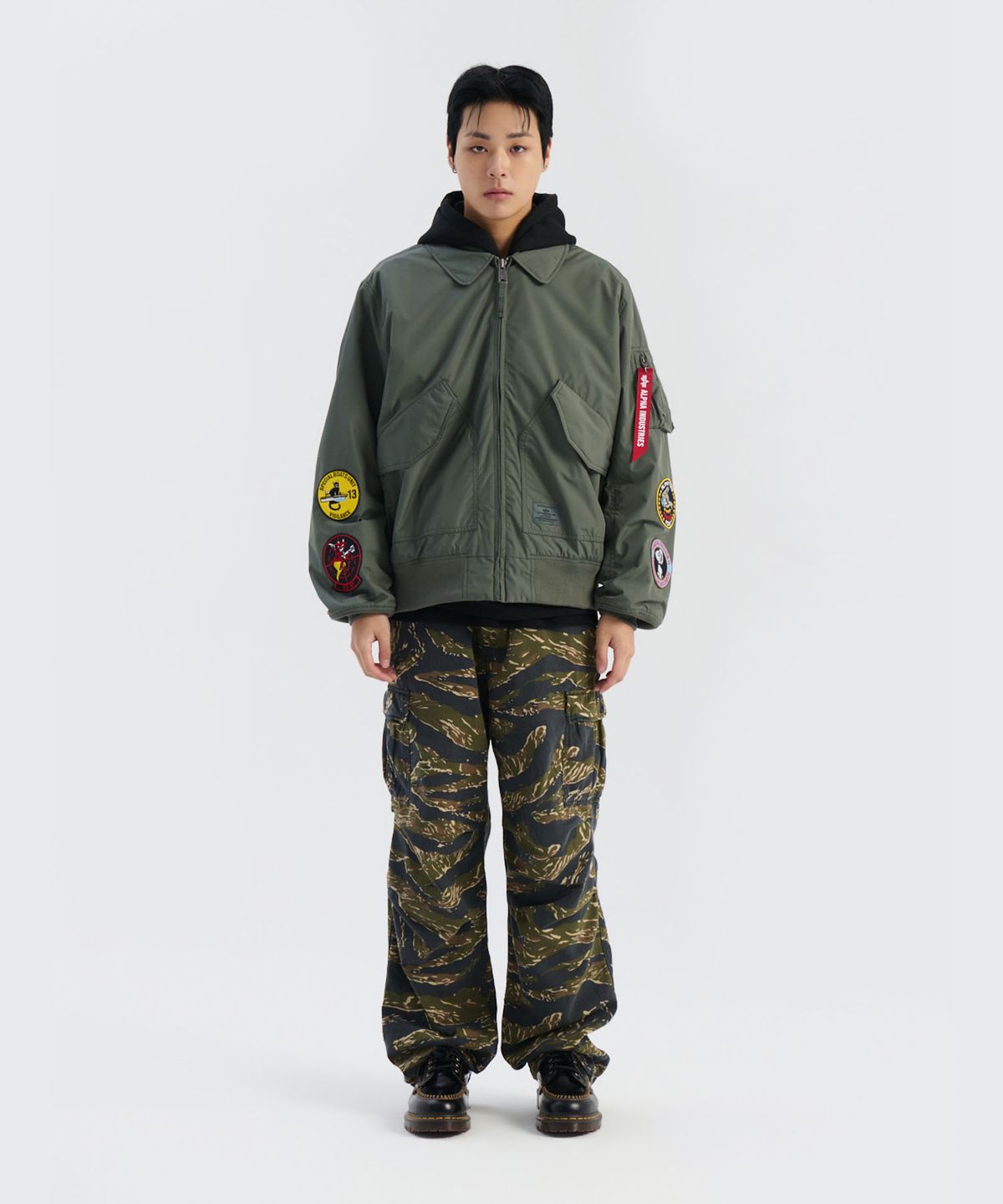 알파 인더스트리(ALPHA INDUSTRIES) CWU-36/P 릴랙스드 패치드 플라이트 자켓 필드 그레이