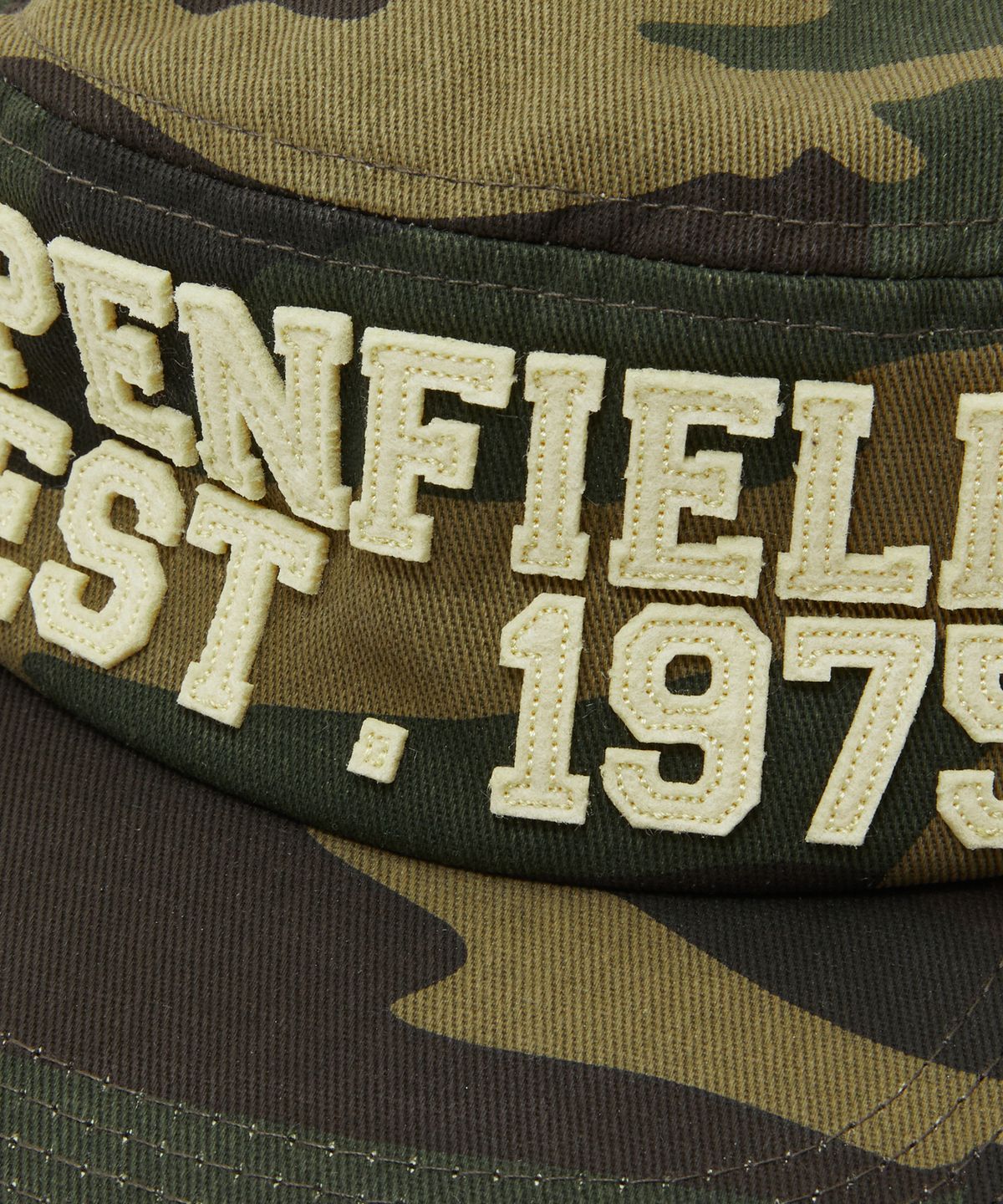 펜필드(PENFIELD) 파운더스 카모 필박스 캡 올리브_FS7AH40U