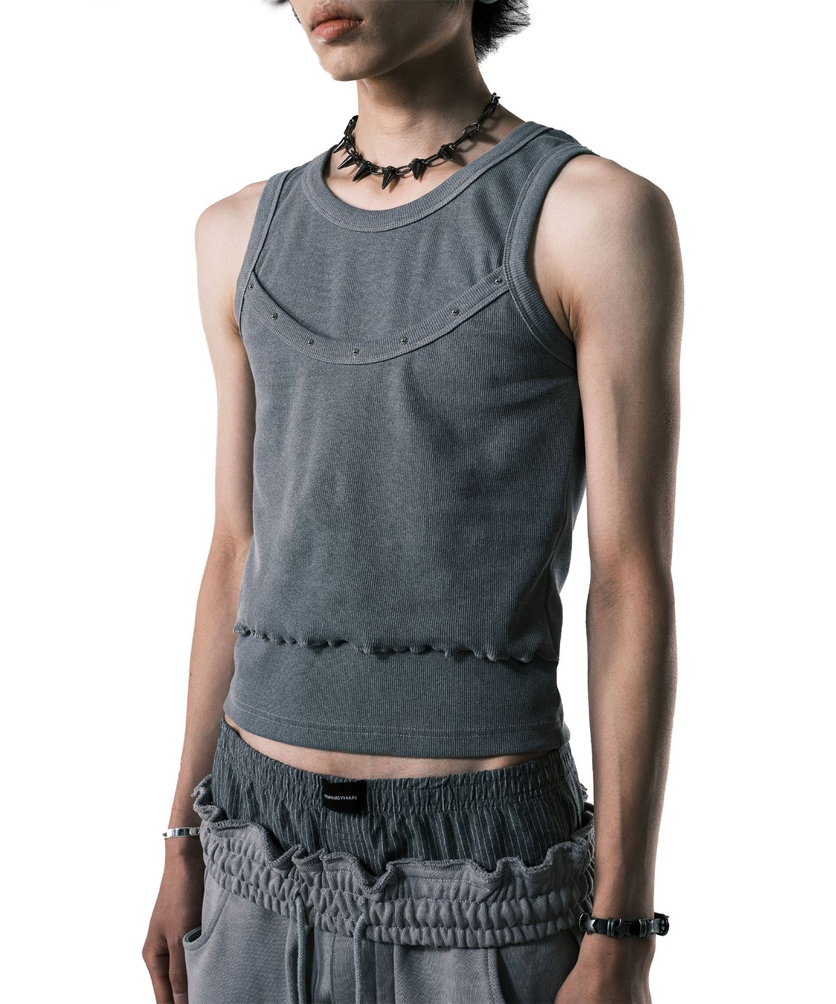본바이한(BORNBYHAN) STUD LAYERED SLEEVELESS LIGHT GRAY