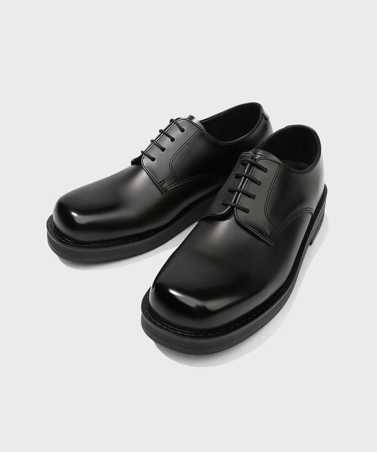 피렌체 아뜨리에(FIRENZE ATELIER) [SECOND.A Light] 볼드쉐입 미니멀 더비 SL31 [SHINE BLACK]