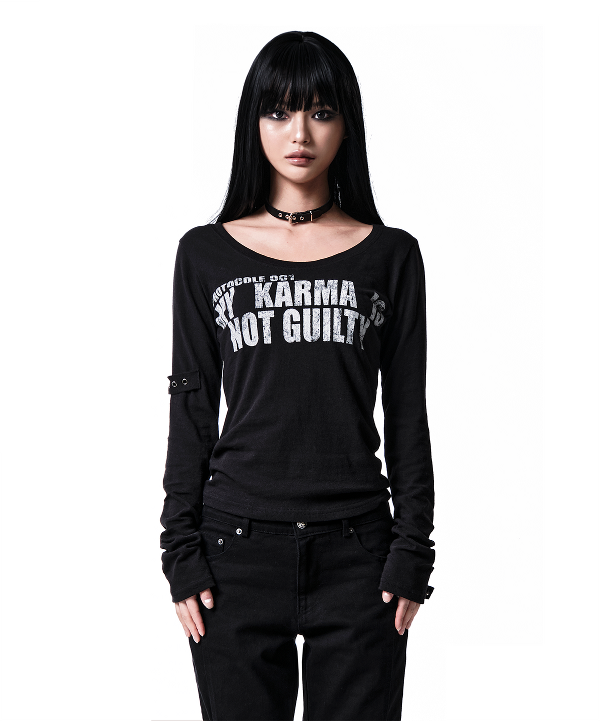 이양(EYANG) PROTOCOLE 001 LONGSLEEVE TOP BLACK
