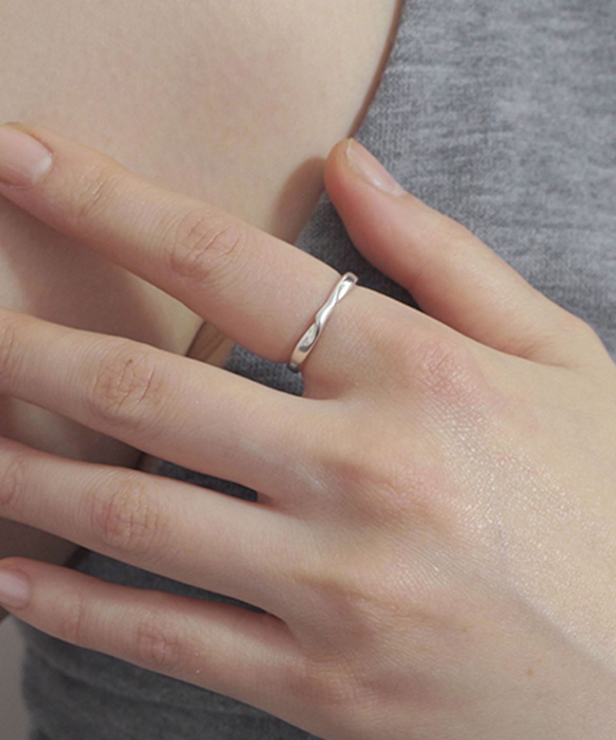 시에가하우스(SIEGA HOUSE) TWIST RING 01 (GLOSSY)