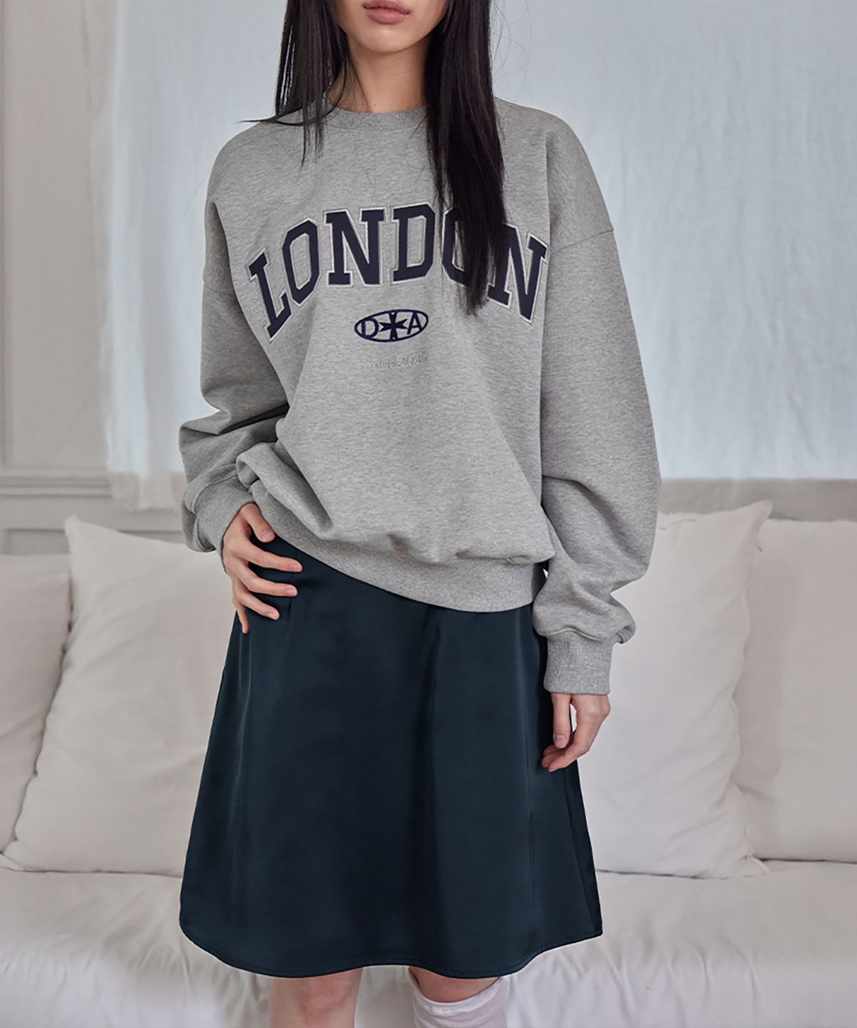 런던다다(LONDONDADA) Silky Satin Midi Skirt, NAVY