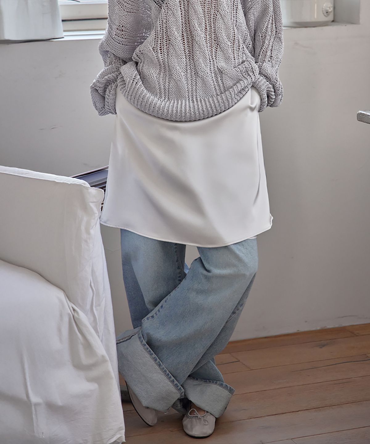 런던다다(LONDONDADA) Silky Satin Midi Skirt, WHITE ONYX