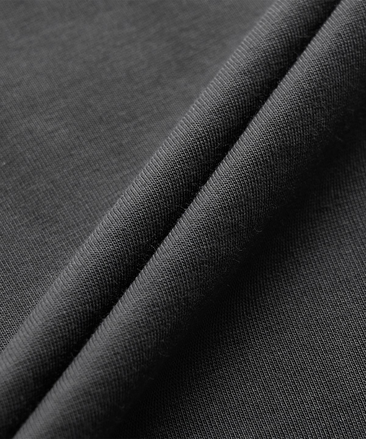 뉴발란스(NEW BALANCE) NBNEG21403 / UNI 에센셜 센터로고 반팔티 (CHARCOAL)