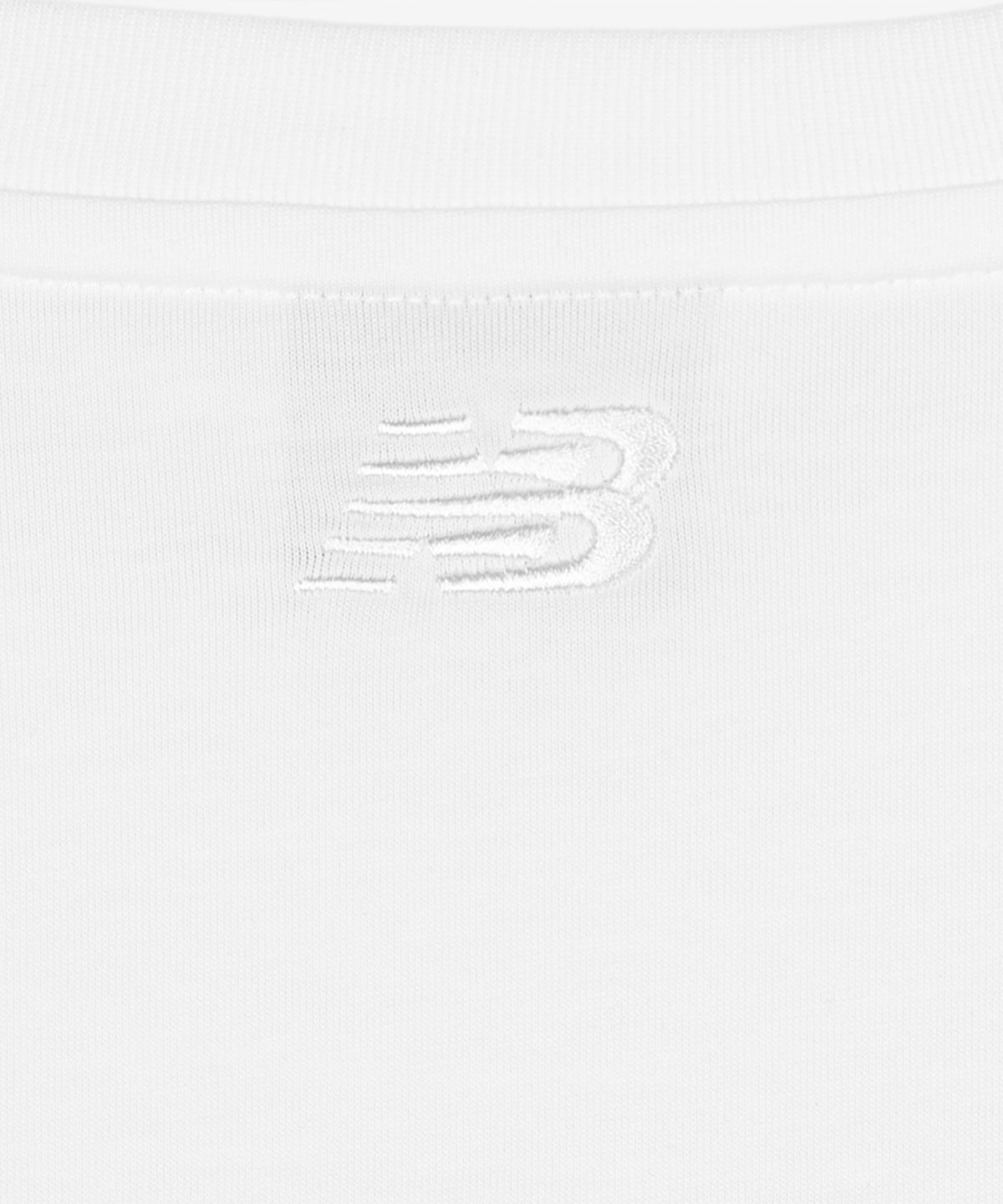 뉴발란스(NEW BALANCE) NBNEG21403 / UNI 에센셜 센터로고 반팔티 (WHITE)