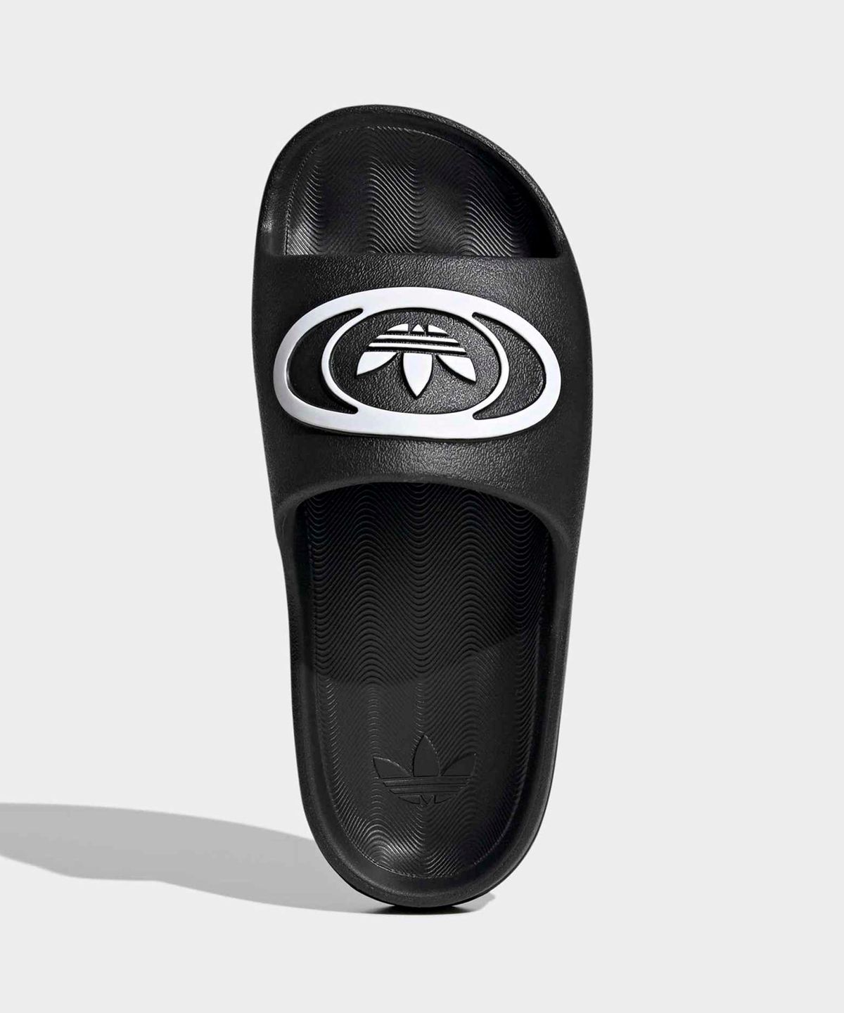 아디다스(ADIDAS) 아딜렛 00s - 블랙:화이트 / KK3578