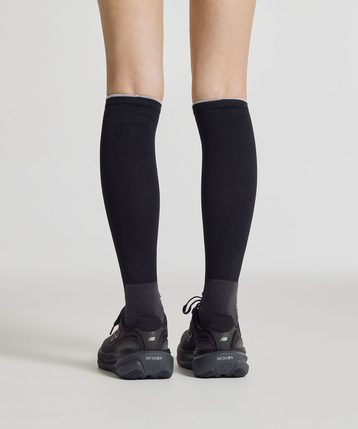 뉴발란스(NEW BALANCE) NBGEG25203 / PF 컴프레션 니삭스 (BLACK)