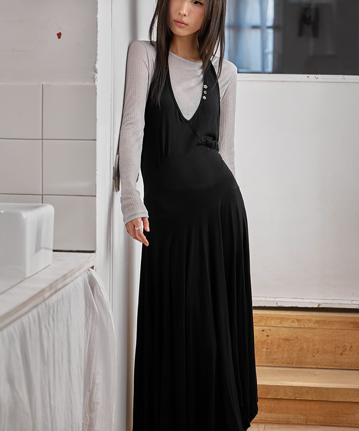 런던다다(LONDONDADA) Halter Unbalanced Draped Dress, BLACK