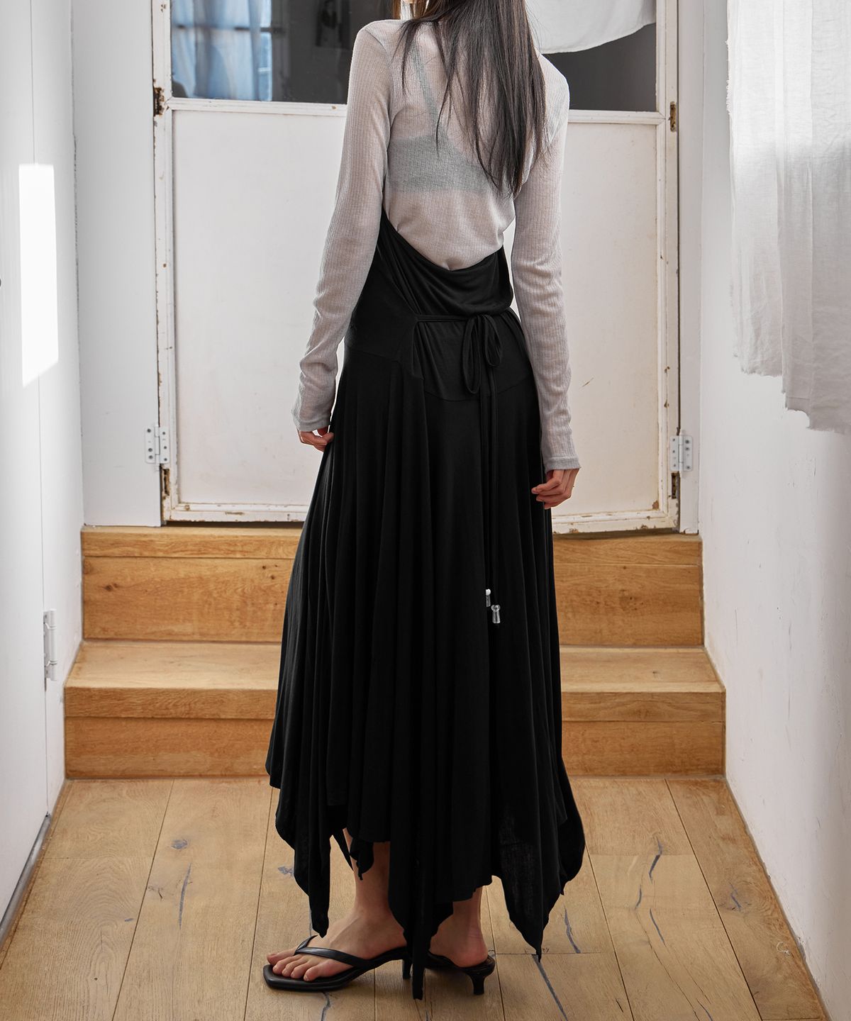 런던다다(LONDONDADA) Halter Unbalanced Draped Dress, BLACK