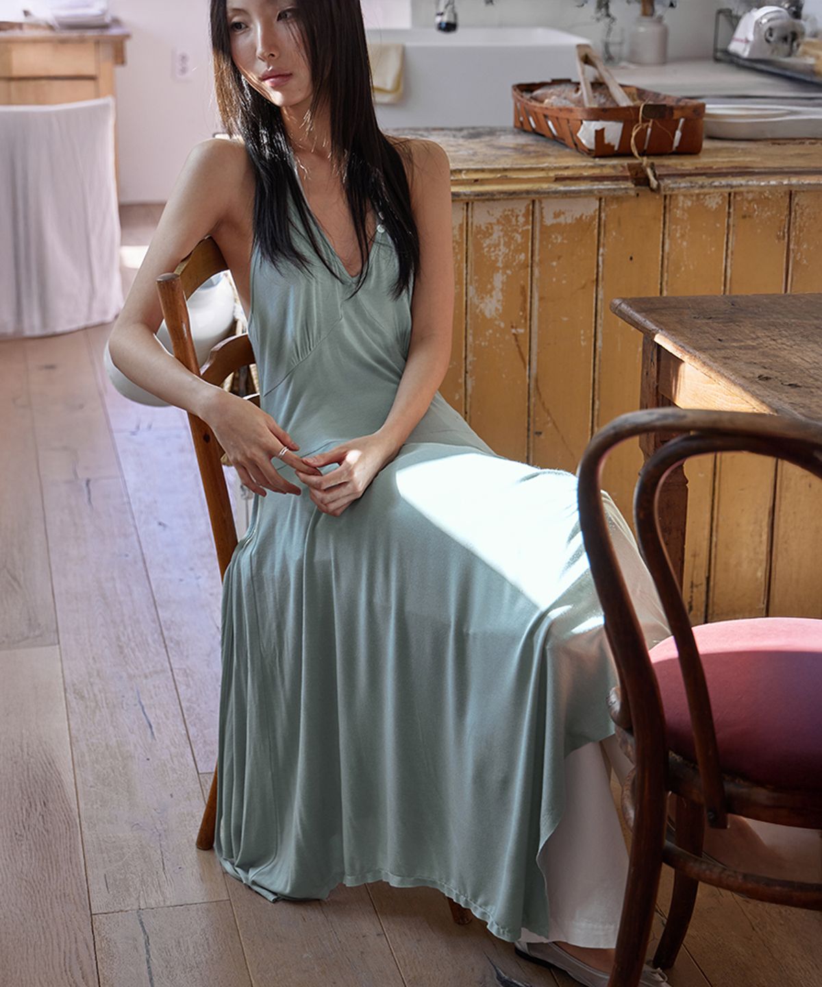 런던다다(LONDONDADA) Halter Unbalanced Draped Dress, MINT