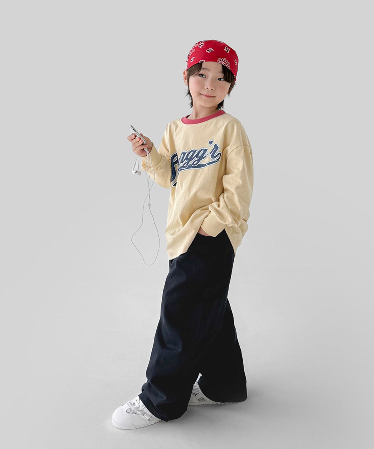 베리클로젯(BERRYCLOSET) 트롤리 냐미 티셔츠