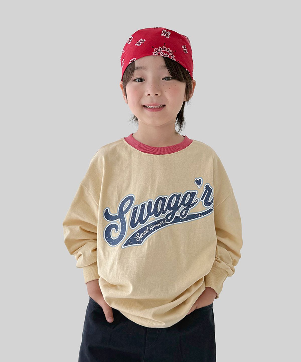 베리클로젯(BERRYCLOSET) 트롤리 냐미 티셔츠