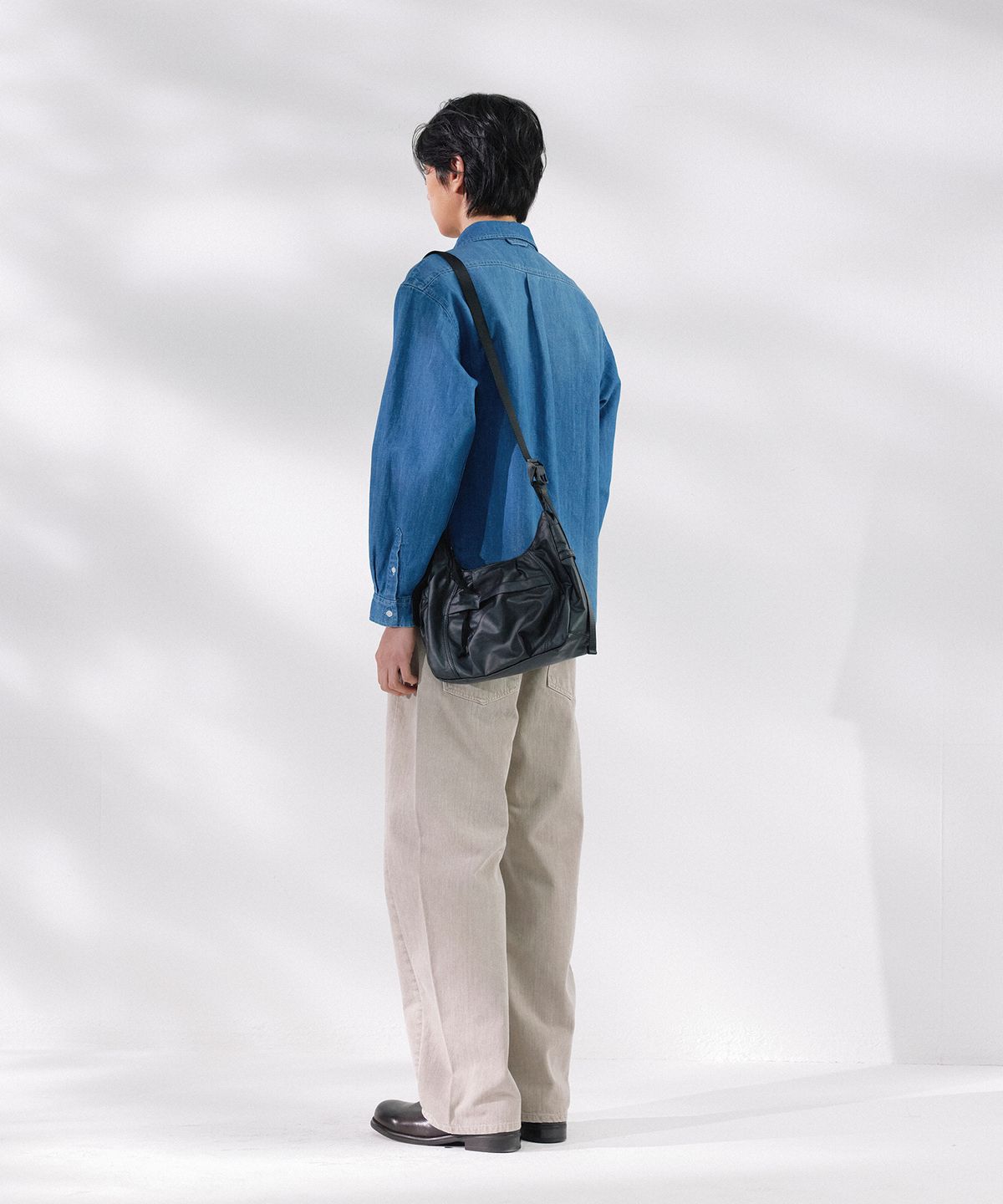 넌블랭크(NONBLANK) 코티드 숄더 백_BLACK