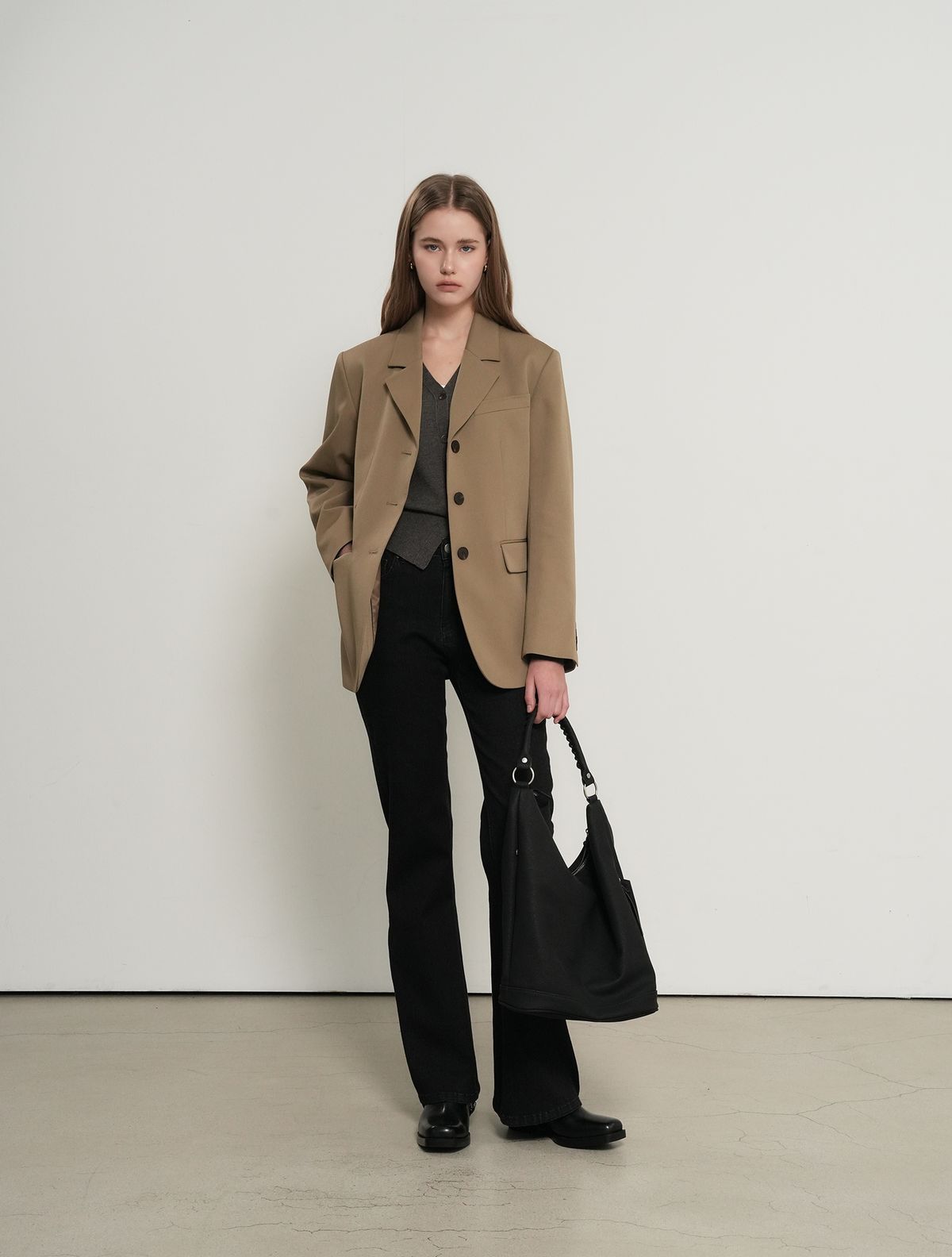 제너럴아이디어(GENERALIDEA) 뉴 애티튜드 클래식 테일러드 자켓 [DARK BEIGE] / GF1LJK503