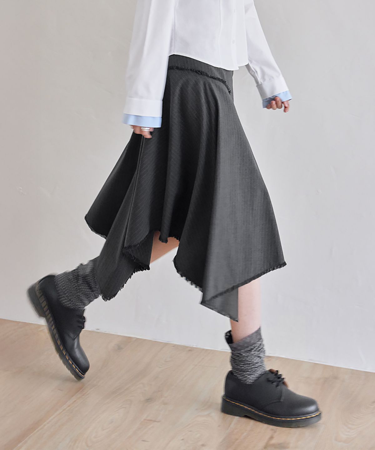 런던다다(LONDONDADA) Archive Stripe Trim Midi Skirt, CHARCOAL