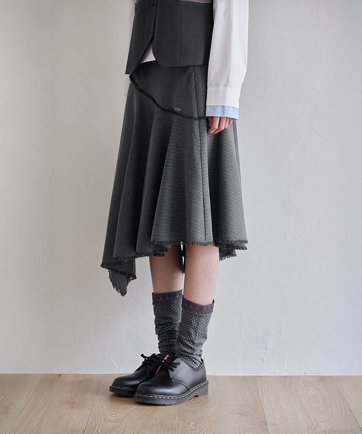 런던다다(LONDONDADA) Archive Stripe Trim Midi Skirt, CHARCOAL
