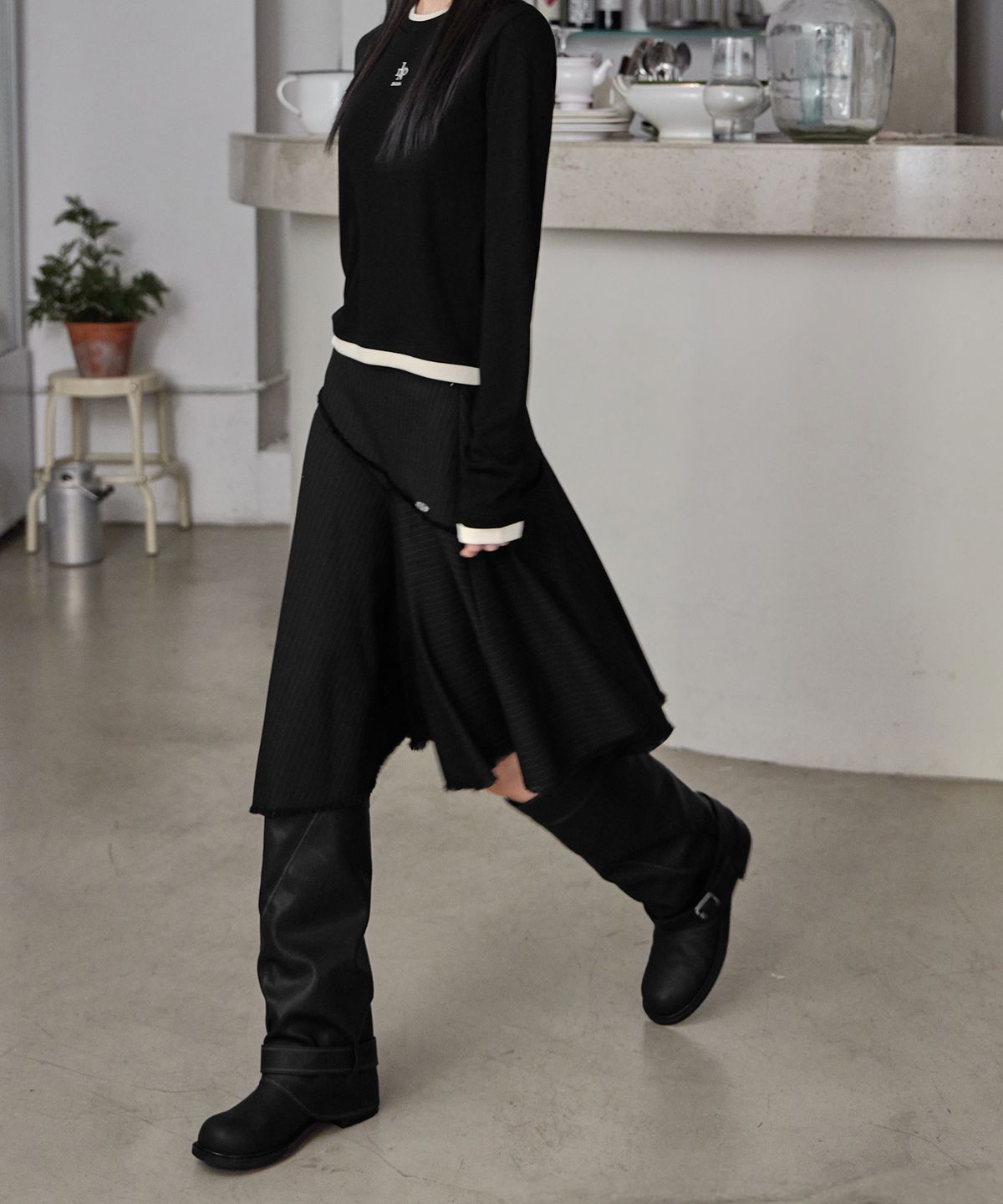 런던다다(LONDONDADA) Archive Stripe Trim Midi Skirt, BLACK