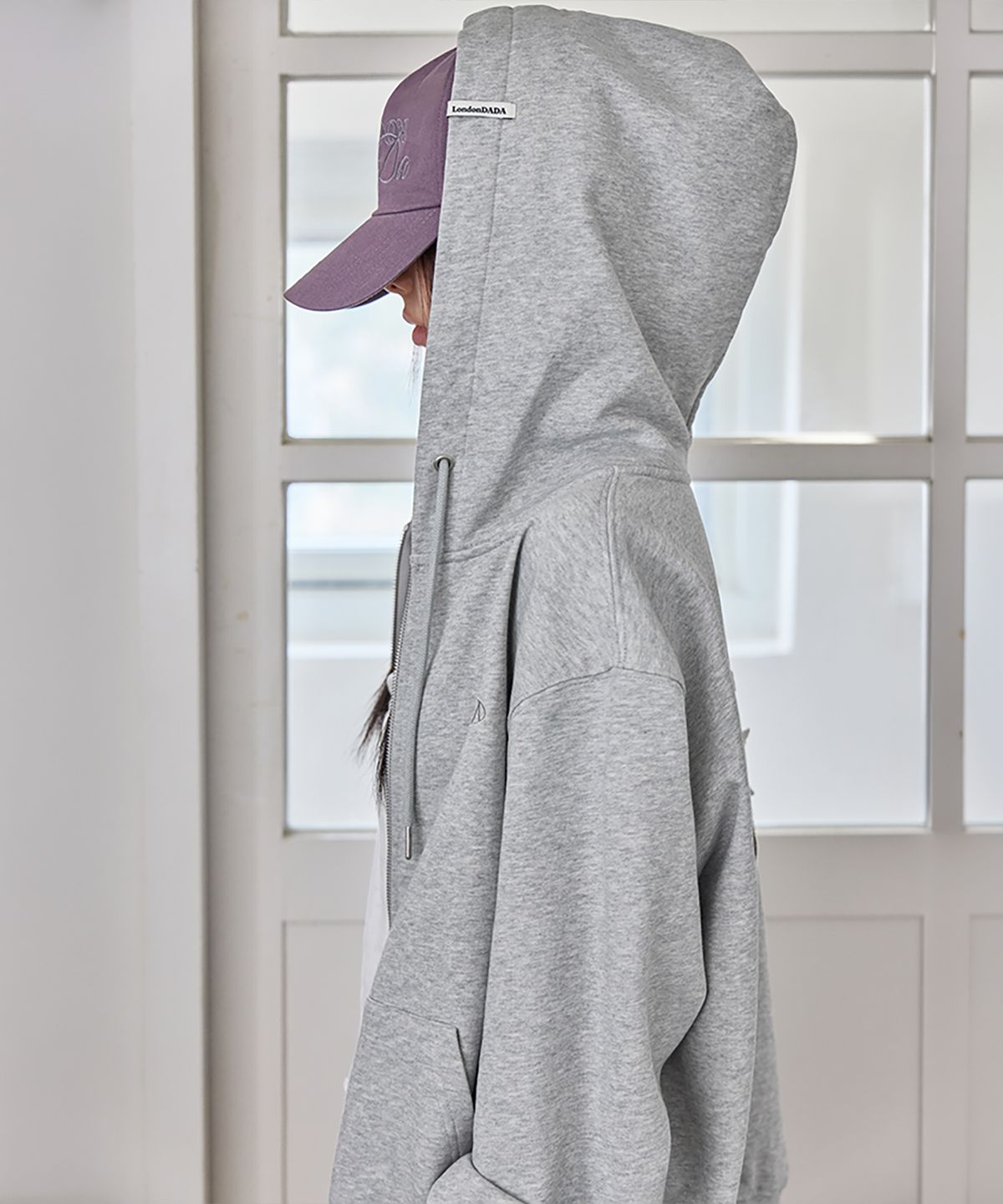 런던다다(LONDONDADA) Logo Patched Hoodie Zip-Up, M.GREY