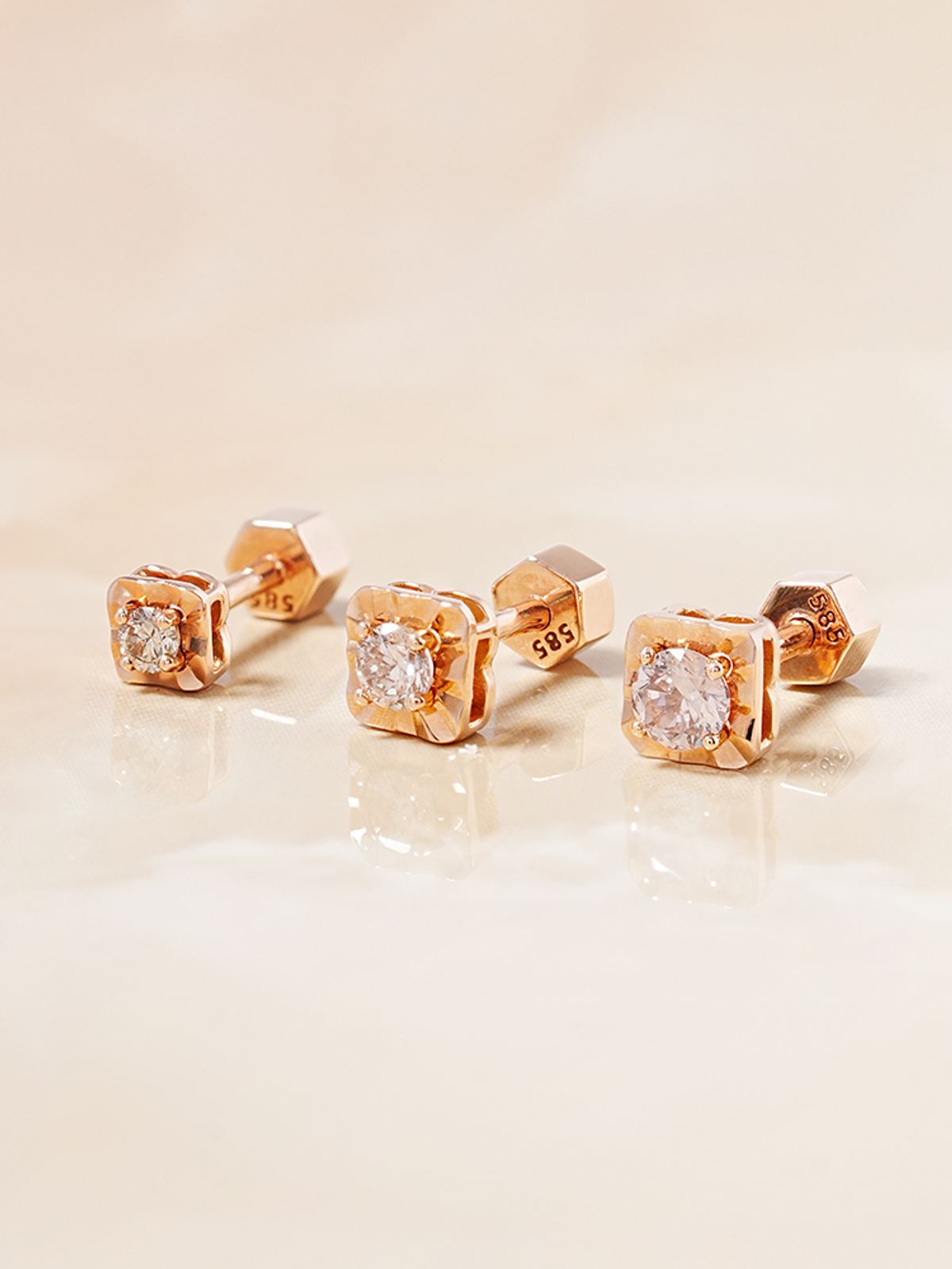 미니멀피어싱(MINIMALPIERCING) 14K 18K 루미라이트 골든 스퀘어 다이아몬드 피어싱
