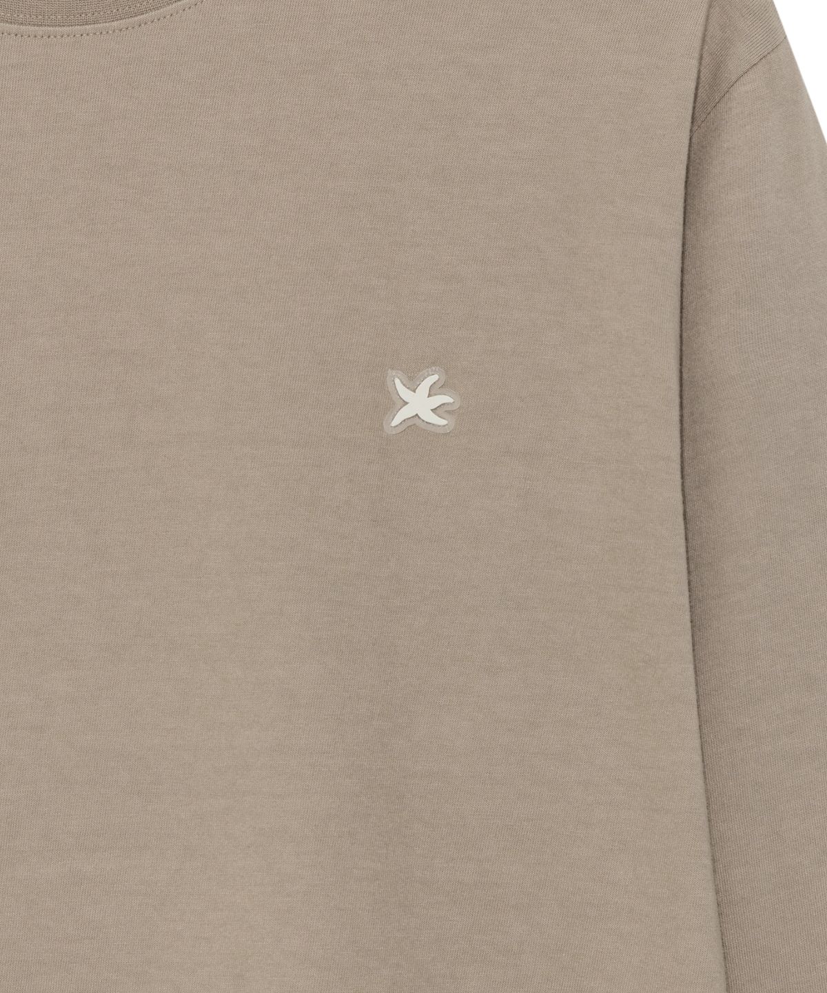 더콜디스트모먼트(THE COLDEST MOMENT) TCM mini logo label long sleeve (grey beige)