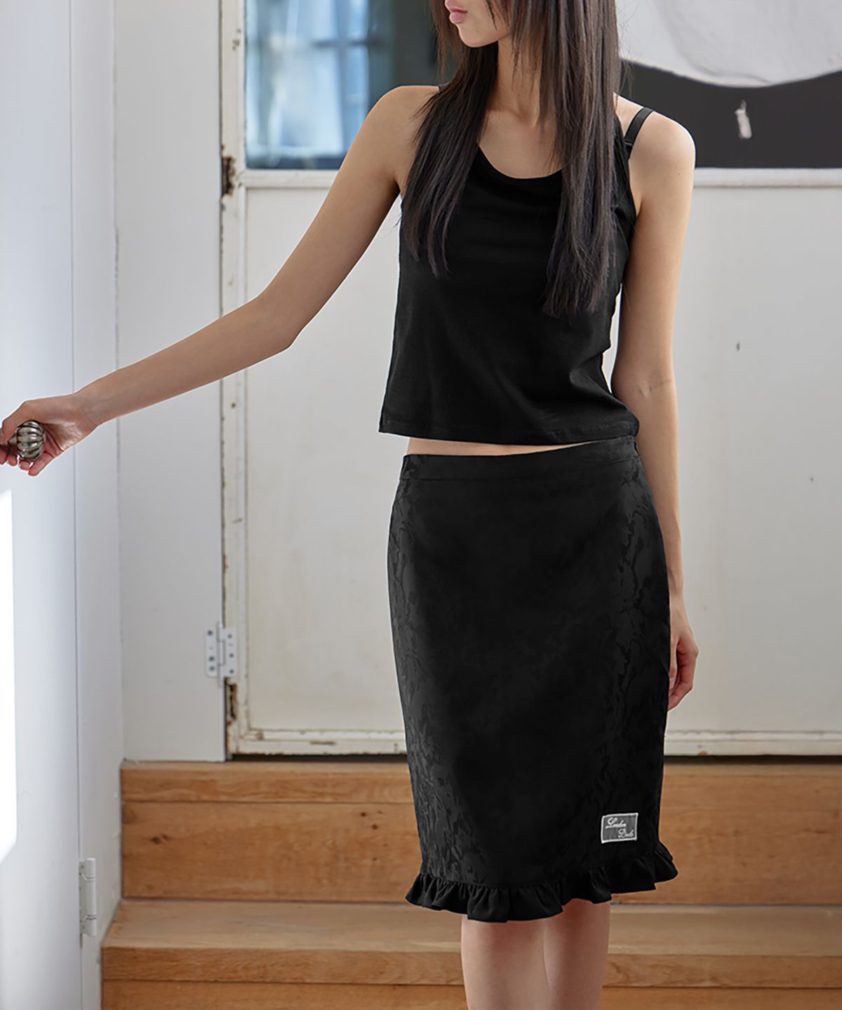 런던다다(LONDONDADA) Flower Frill midi Skirt, BLACK