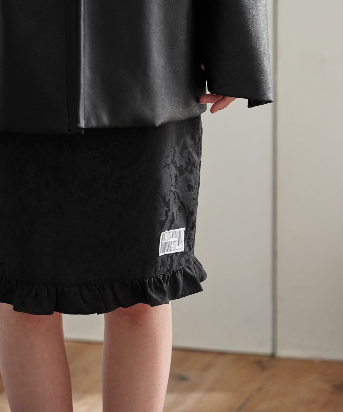 런던다다(LONDONDADA) Flower Frill midi Skirt, BLACK