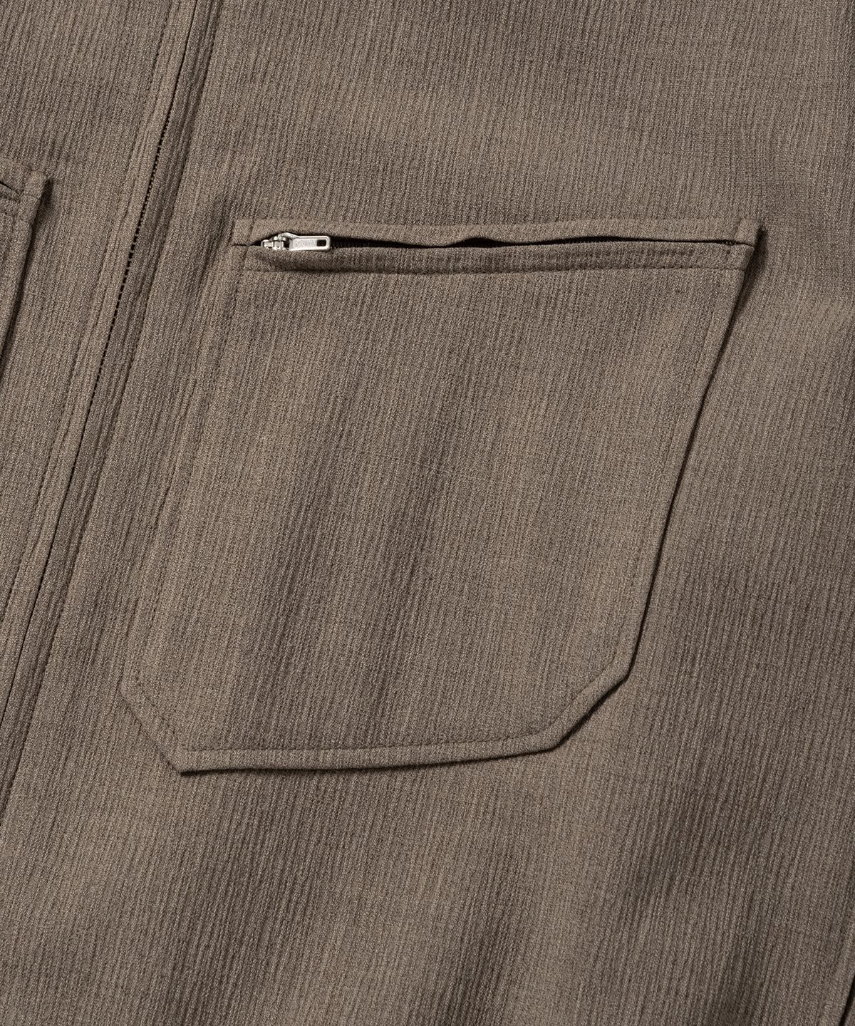 넌블랭크(NONBLANK) 쇼트 넥 점퍼_TAUPE