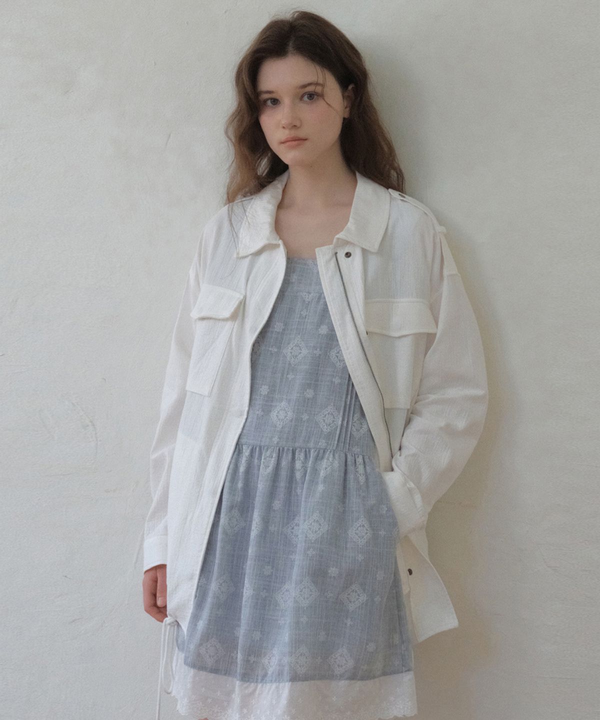 아우어노스텔지아(OURNOSTALGIA) Rover Field Half Jacket_White(O26OT01)