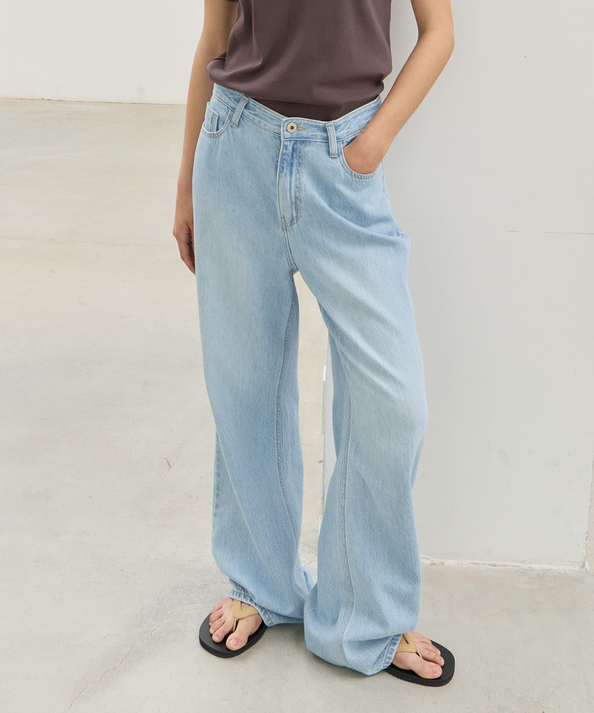 르바(LEVAR) Seasonal Relaxed Tencel Denim - Light Blue