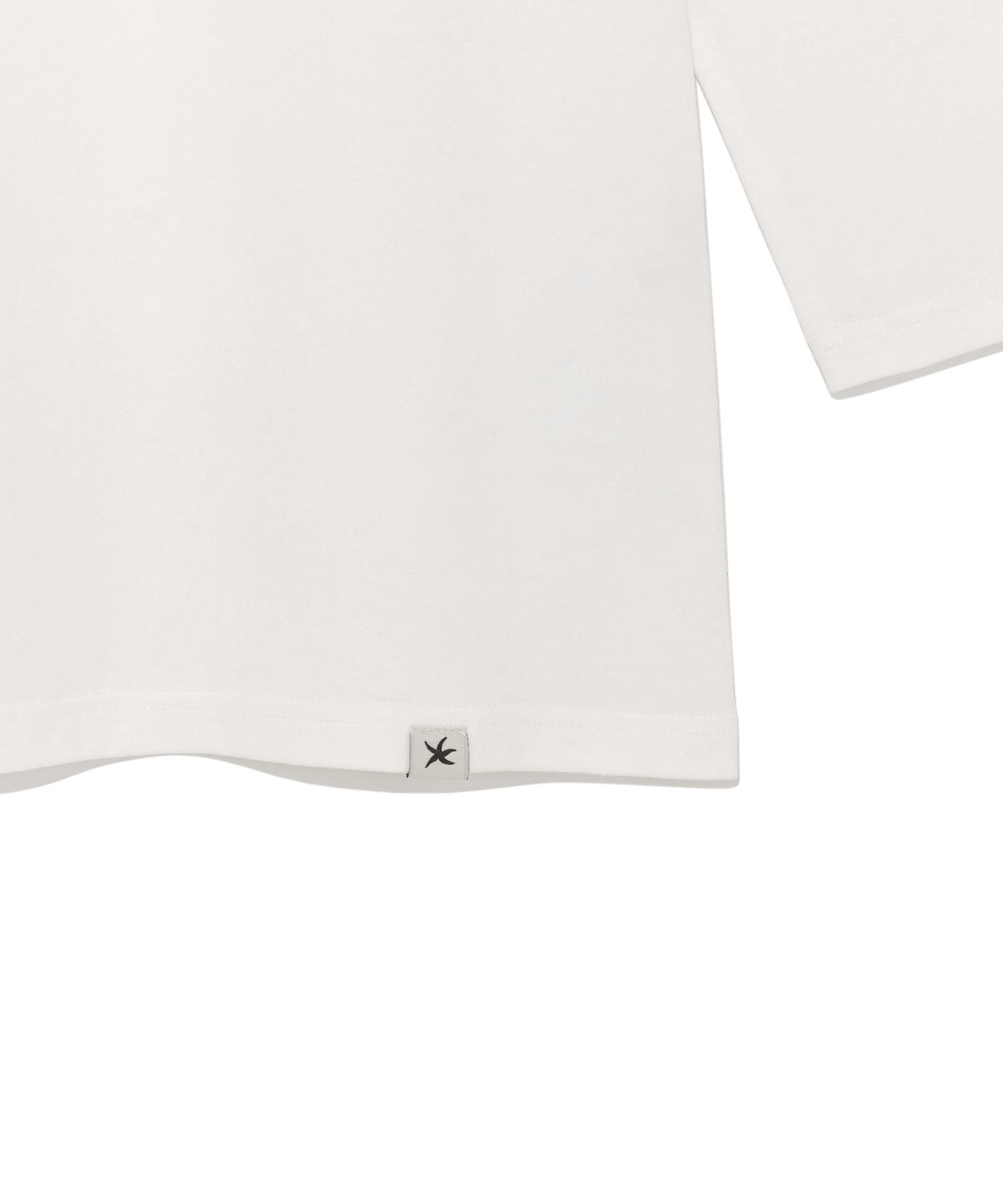 더콜디스트모먼트(THE COLDEST MOMENT) (w) TCM henley neck three-quarter sleeve (white)