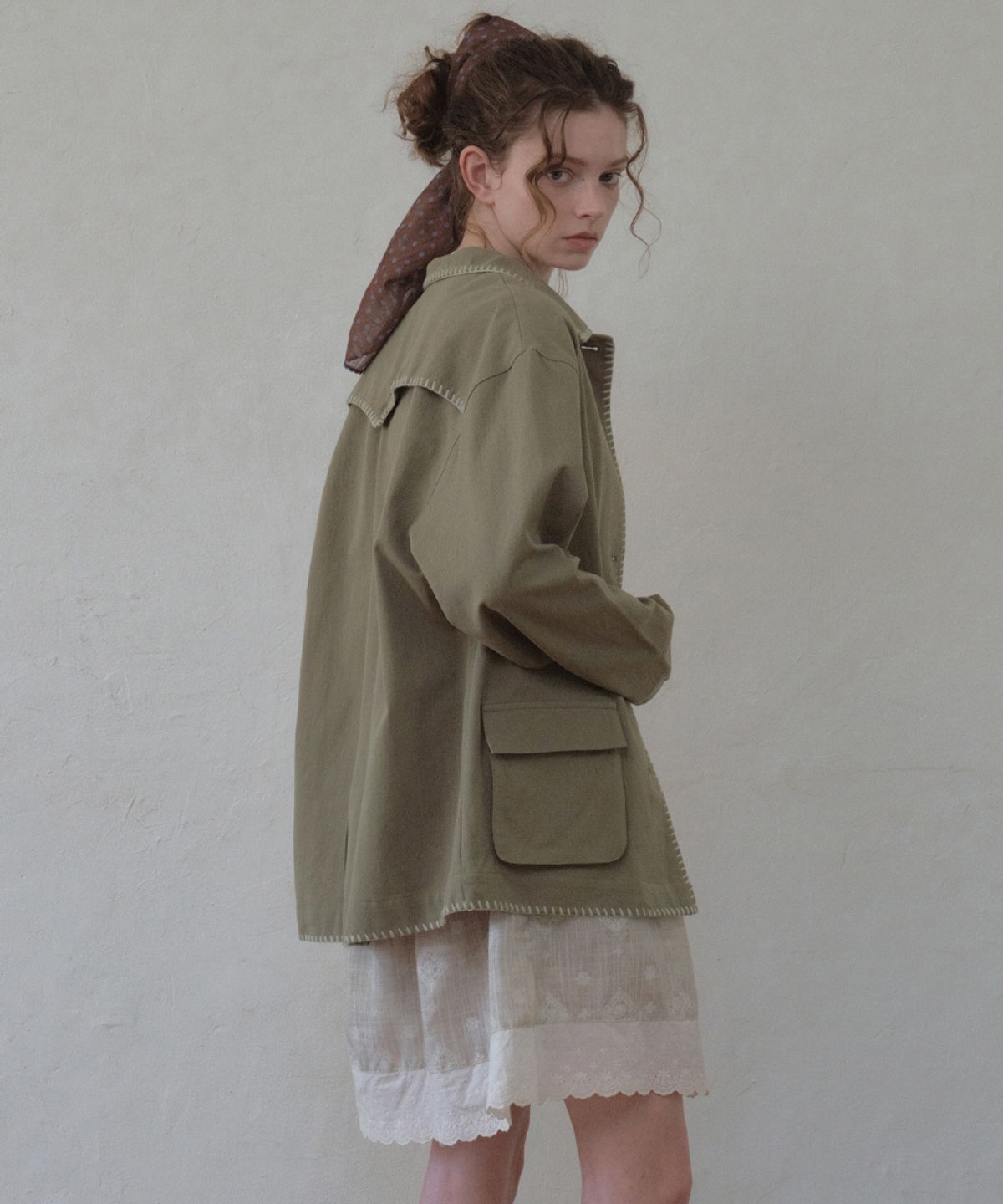 아우어노스텔지아(OURNOSTALGIA) Melo Embroidered Work Jacket_Light khaki(O26OT02)