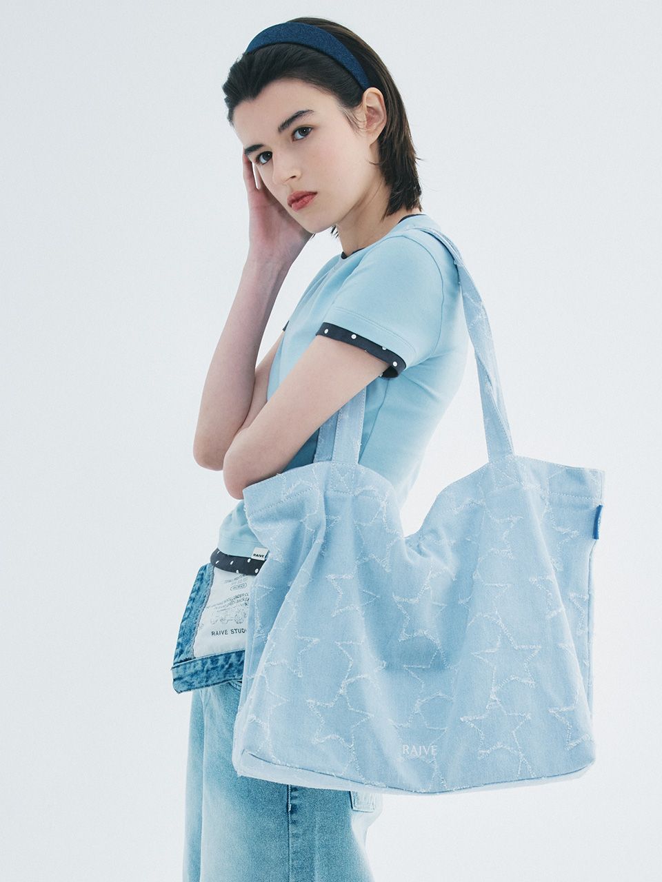 【美品】RAIVE Witty Shoulder トートバッグ 레이브(RAIVE) Witty Shoulder UF6SB117_2color - 사이즈 & 후기 | 무신사