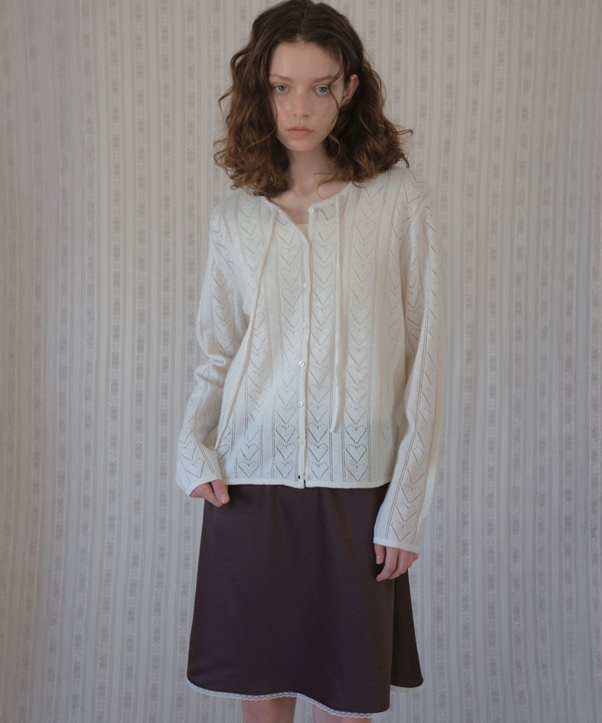 아우어노스텔지아(OURNOSTALGIA) Heart Skashi Tie Cardigan_Ivory(OC26KN02)