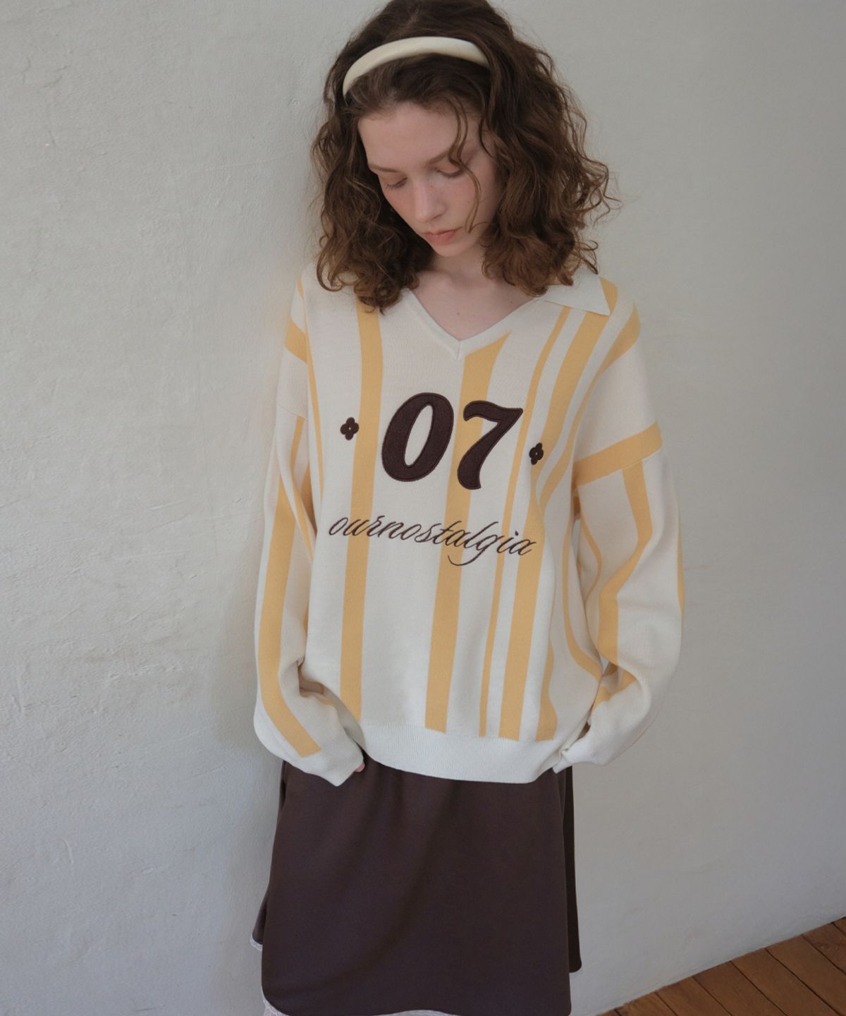 아우어노스텔지아(OURNOSTALGIA) Vintage Stripe Patch Collar Knit_Ivory(OC26KN12)