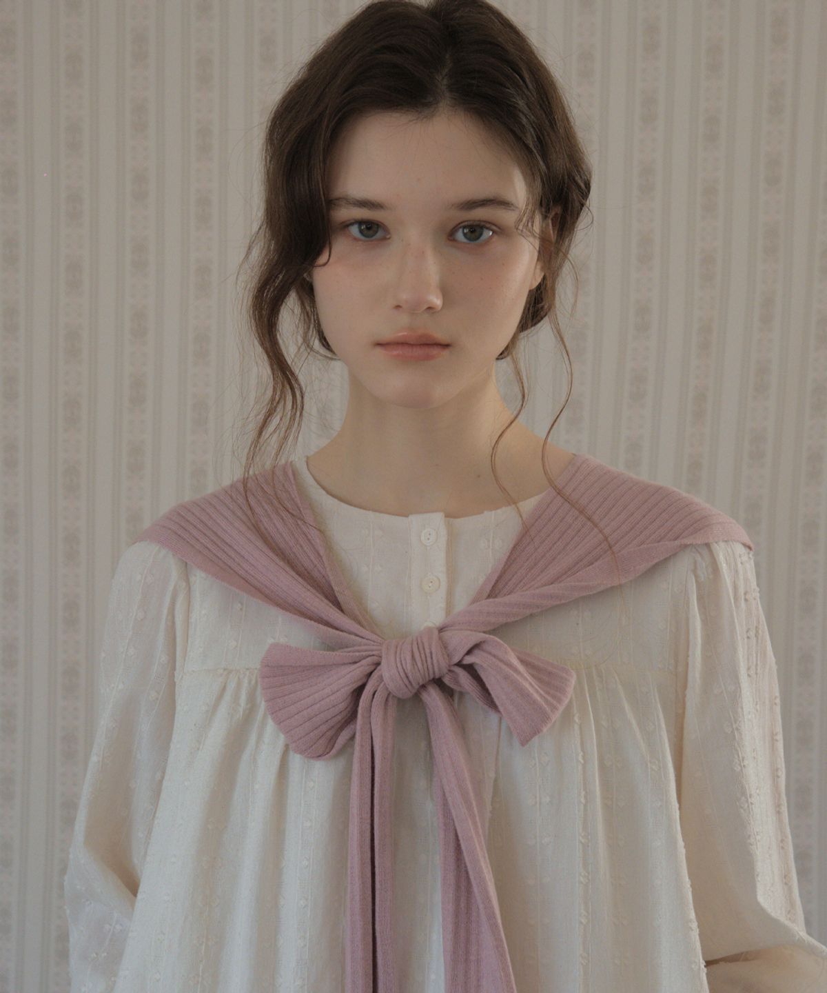 아우어노스텔지아(OURNOSTALGIA) Ribbon Fake Shawl_Soft pink(OC26KN04)