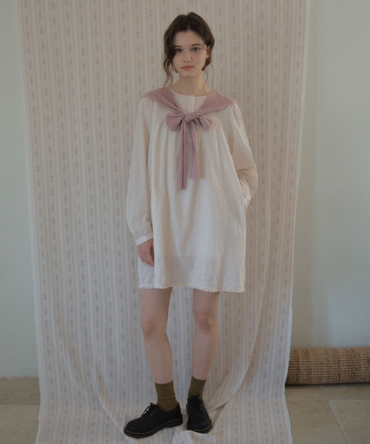 아우어노스텔지아(OURNOSTALGIA) Ribbon Fake Shawl_Soft pink(OC26KN04)