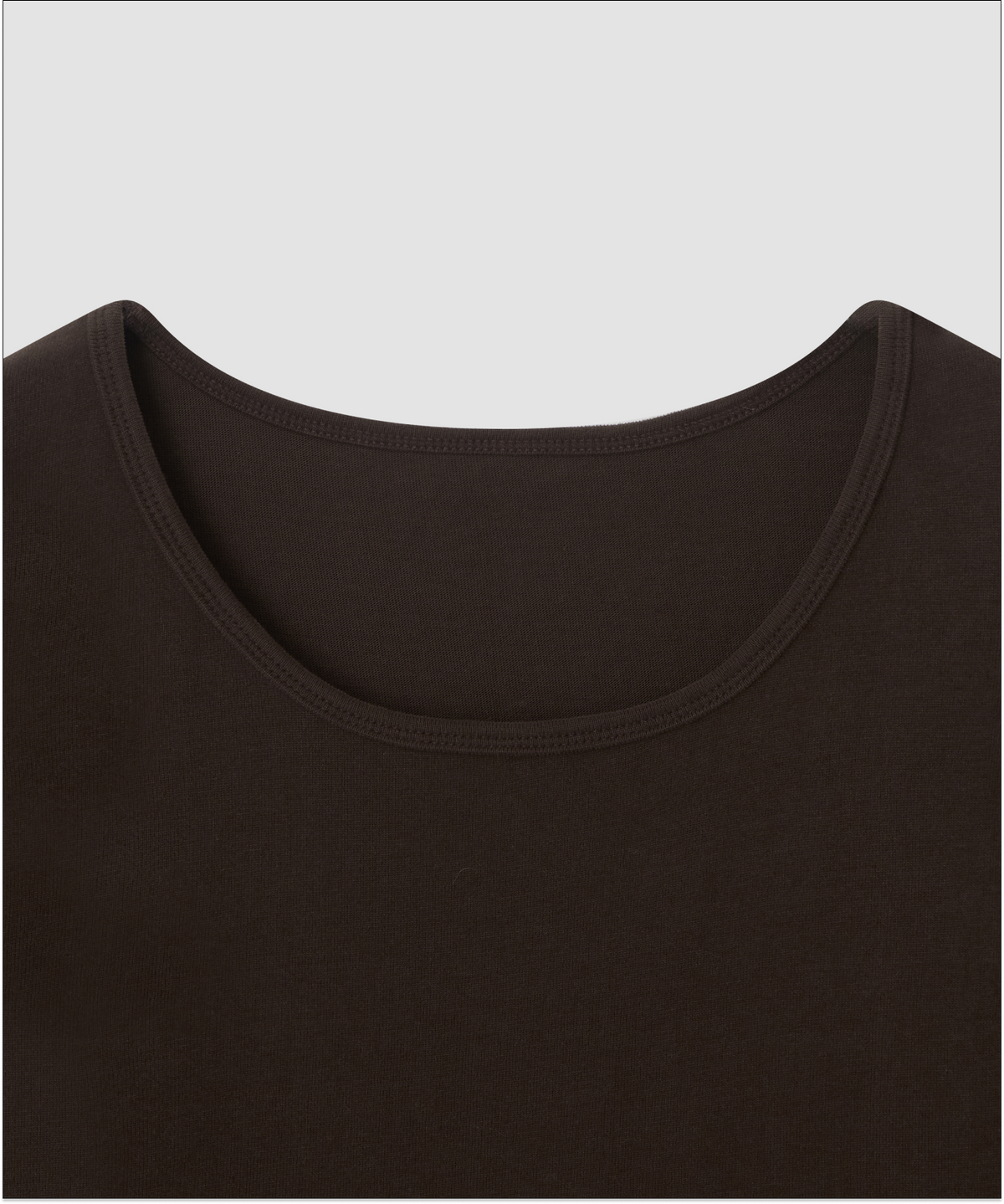 더 릴(THE LILLE) Lay Scoop Neck T_Brown
