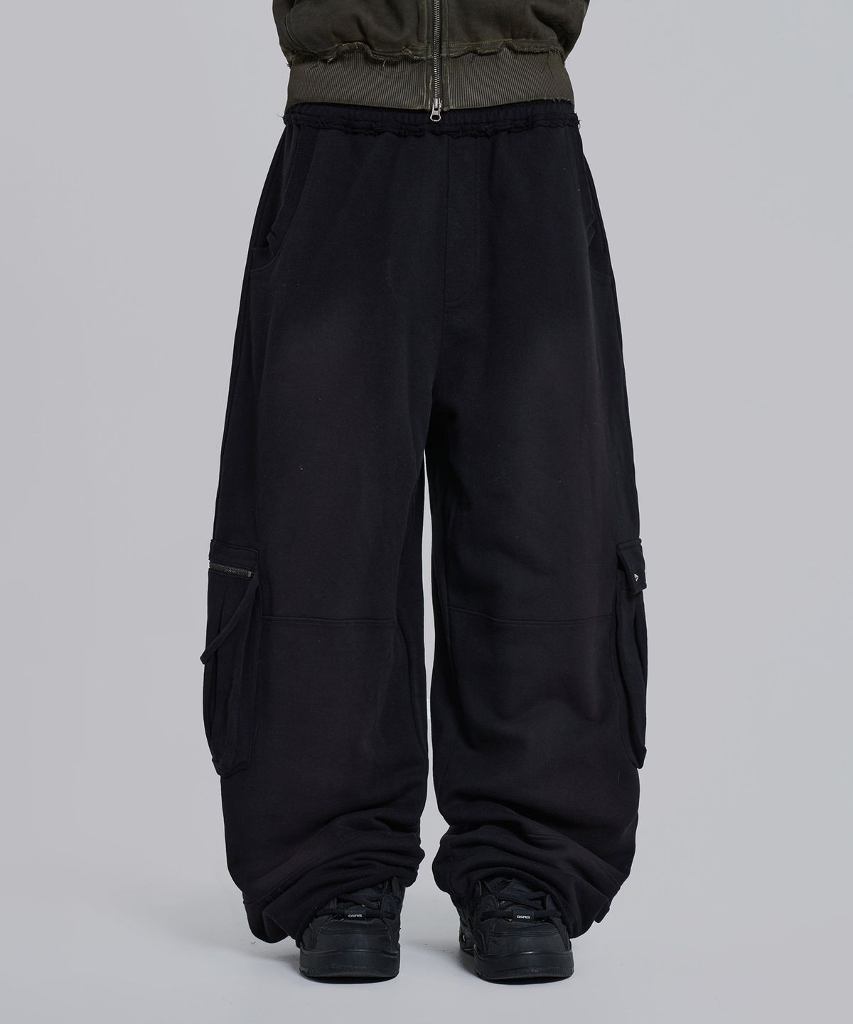 제이디드 런던(JADED LONDON) (U) 카고 XL 몬스터 조거 블랙 CARGO XL MONSTER JOGGERS BLACK