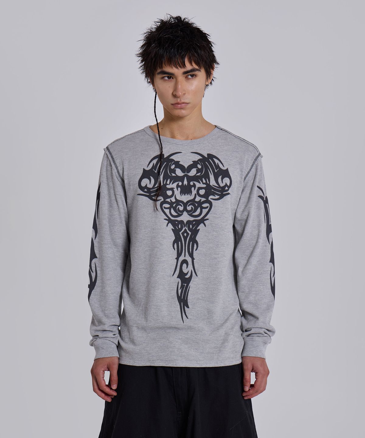 제이디드 런던(JADED LONDON) (U) 그레이 롱라인 와플 타투 탑 GREY LONGLINE WAFFLE TATTOO TOP