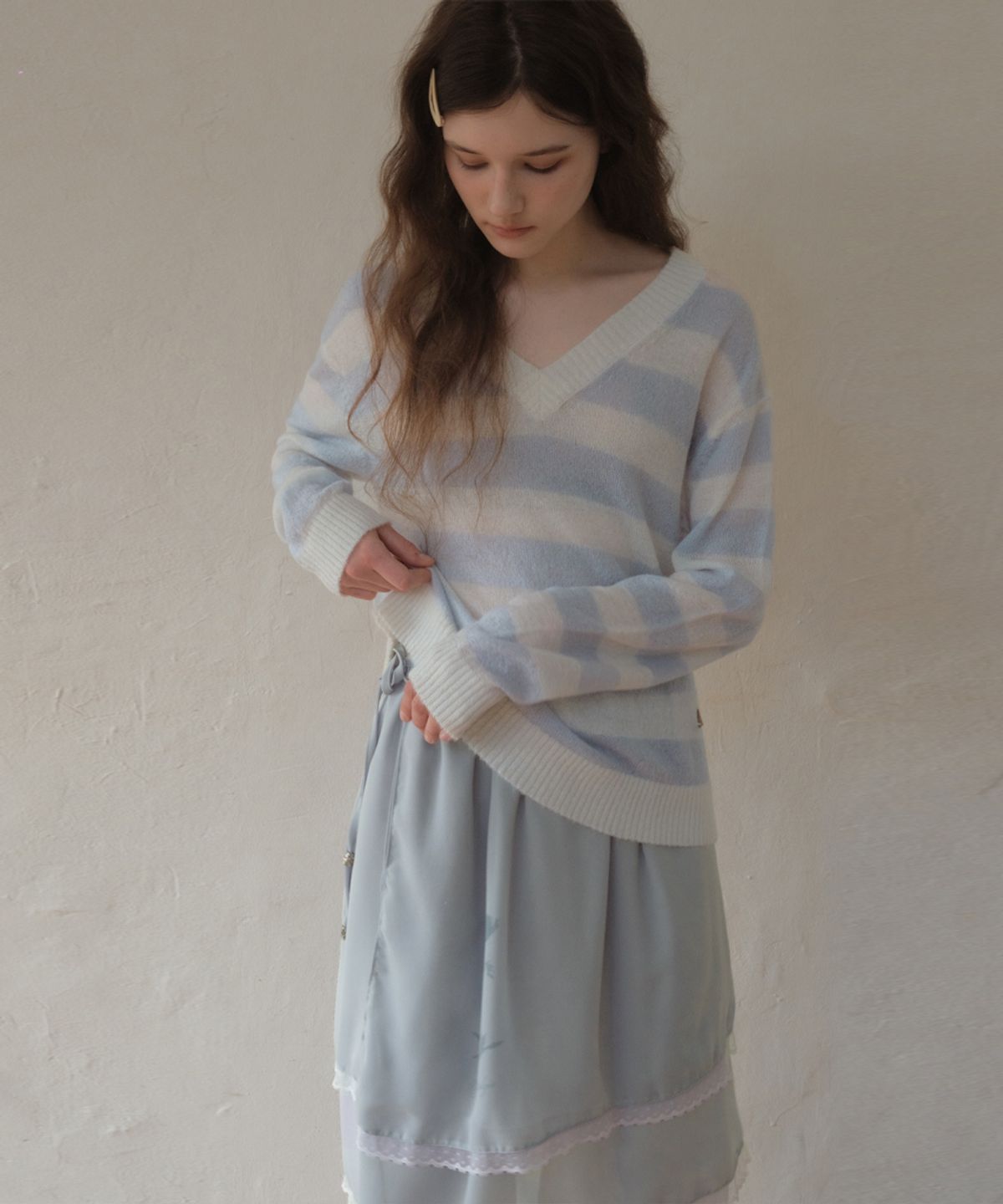 아우어노스텔지아(OURNOSTALGIA) Double Lace Flower Wrap Skirt_Light blue(O26ACC01)