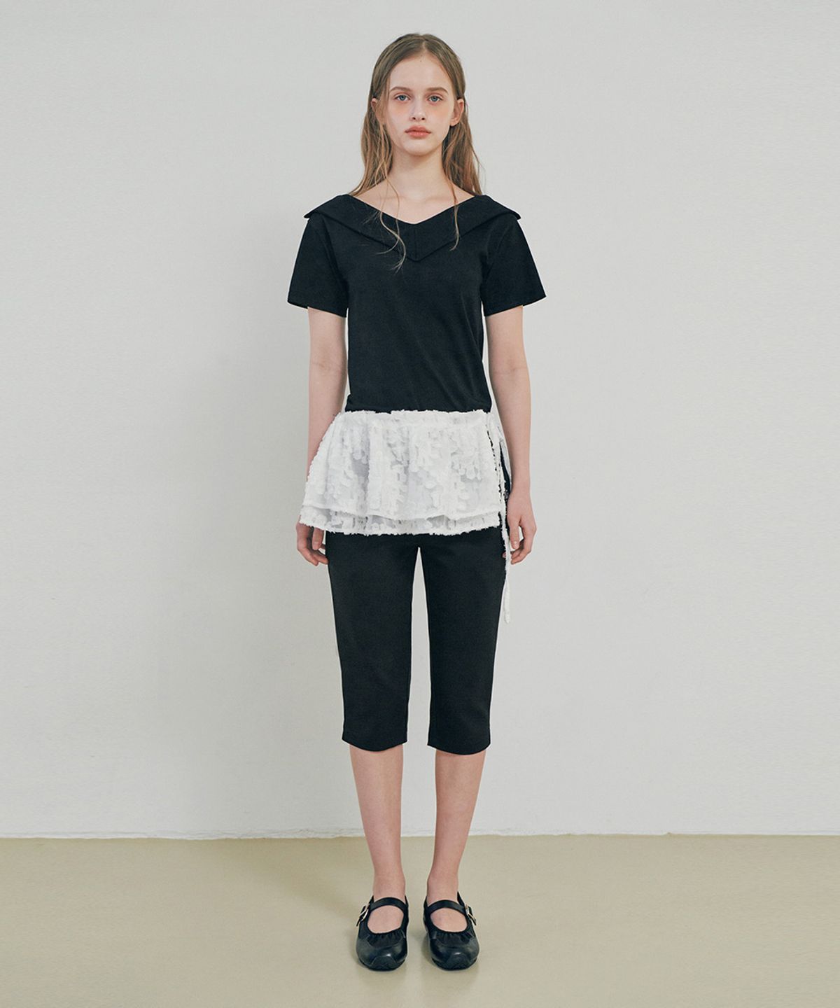 벨로엘(BELLOL) V-neck basic half t-shirt BLACK