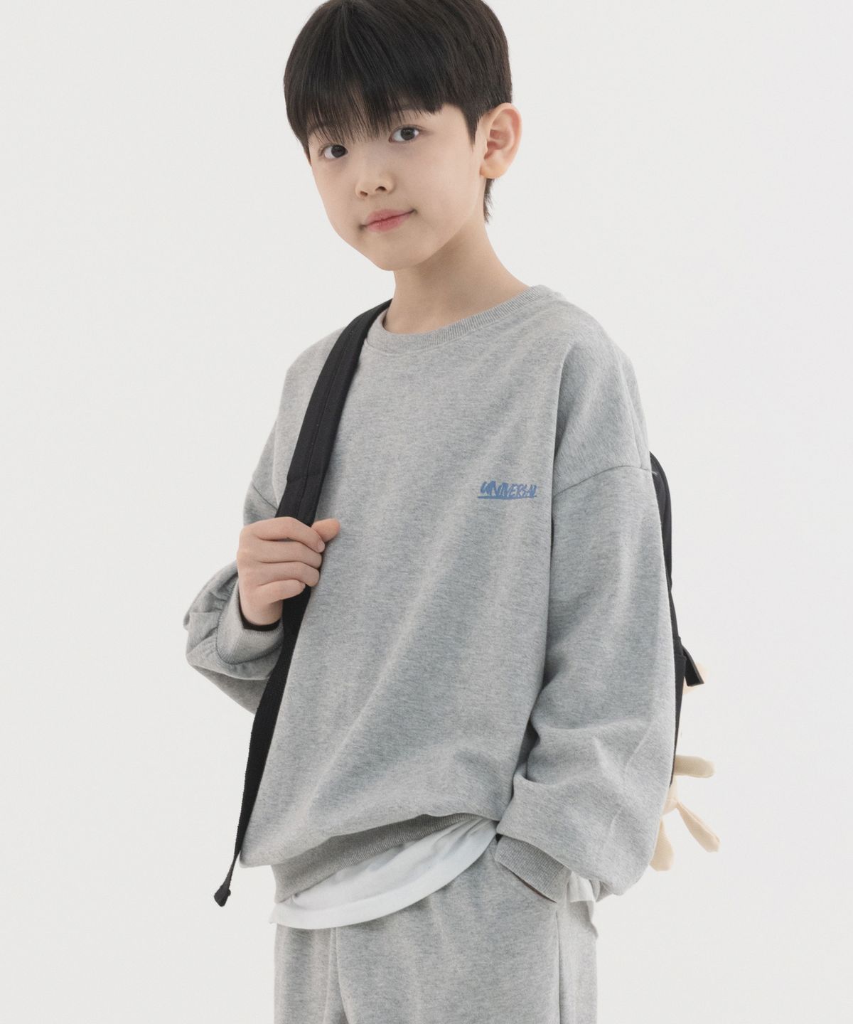 피아네르 키즈(PIANER KIDS) 유니버셜 오버핏 맨투맨 (멜란지)
